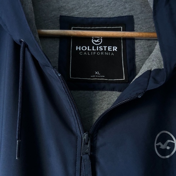 Hollister Lightweight Jacket - Picture 2 of 3